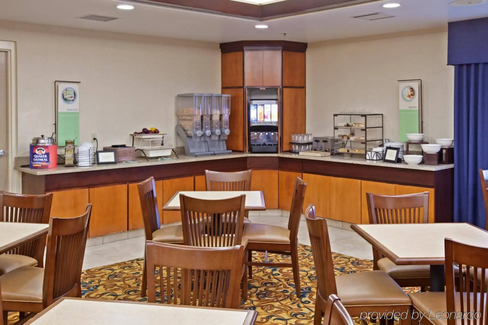 Country Inn & Suites by Radisson, Port Clinton, OH