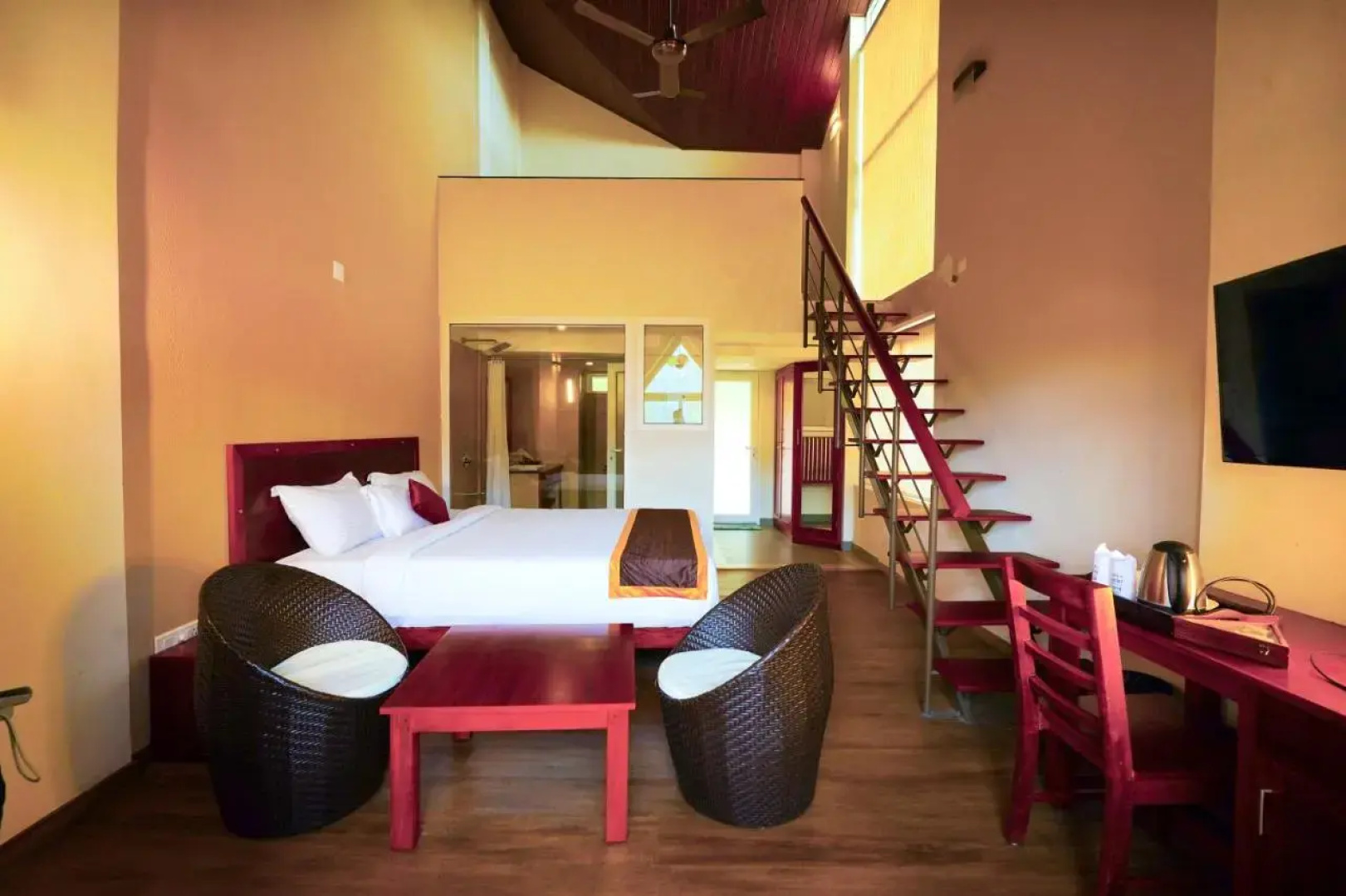 Shola Crown Resort - Munnar