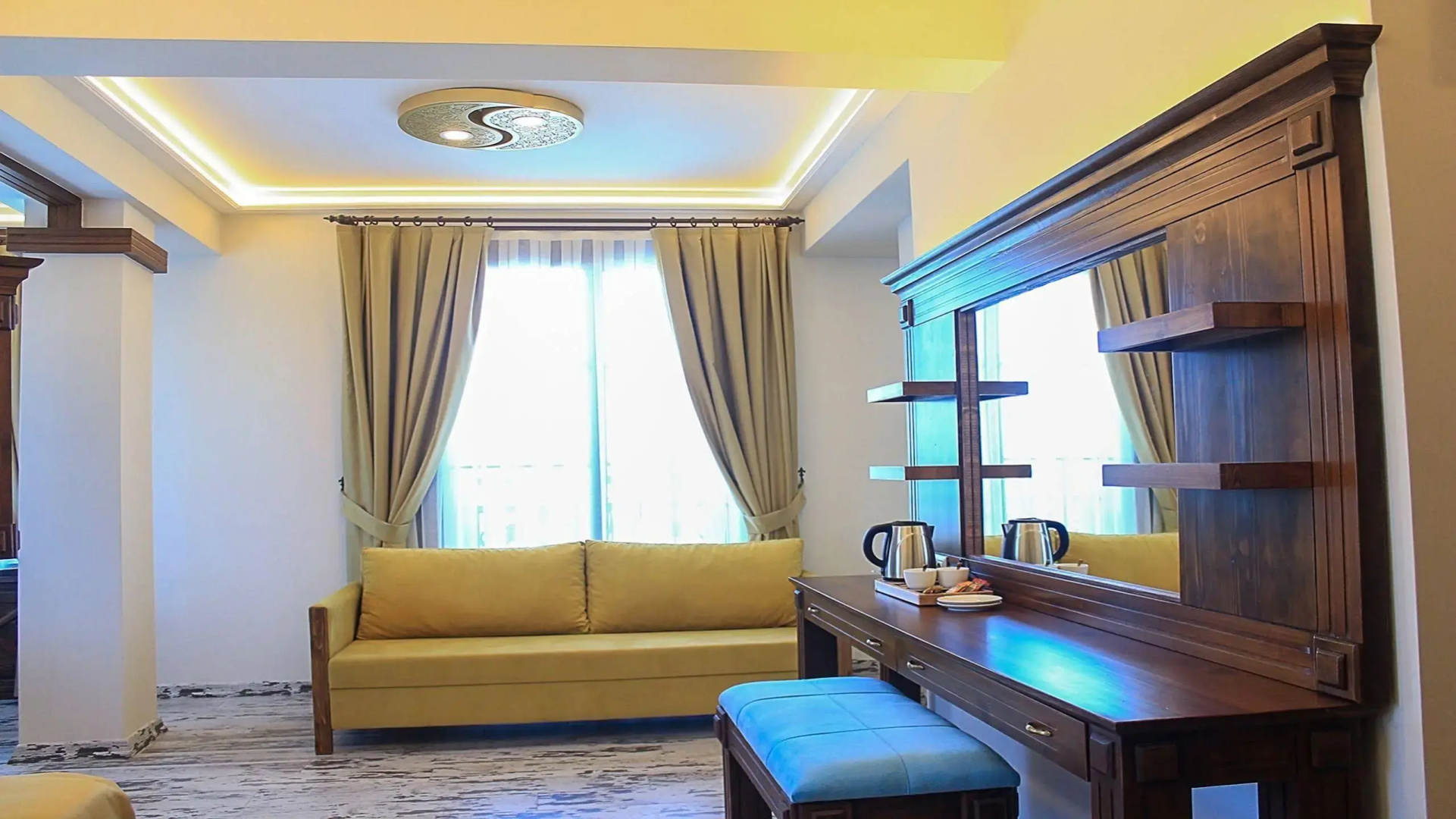 Reis Royal Hotel