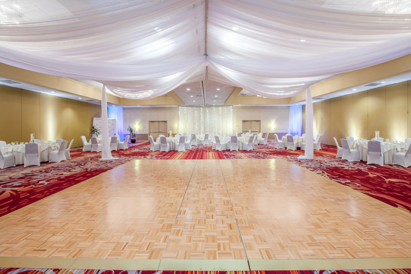 Crowne Plaza Hotels & Resorts Reading