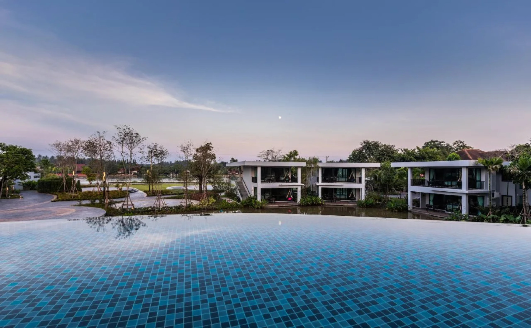 Na Tree Tara Riverside Resort Amphawa Damnoensaduak