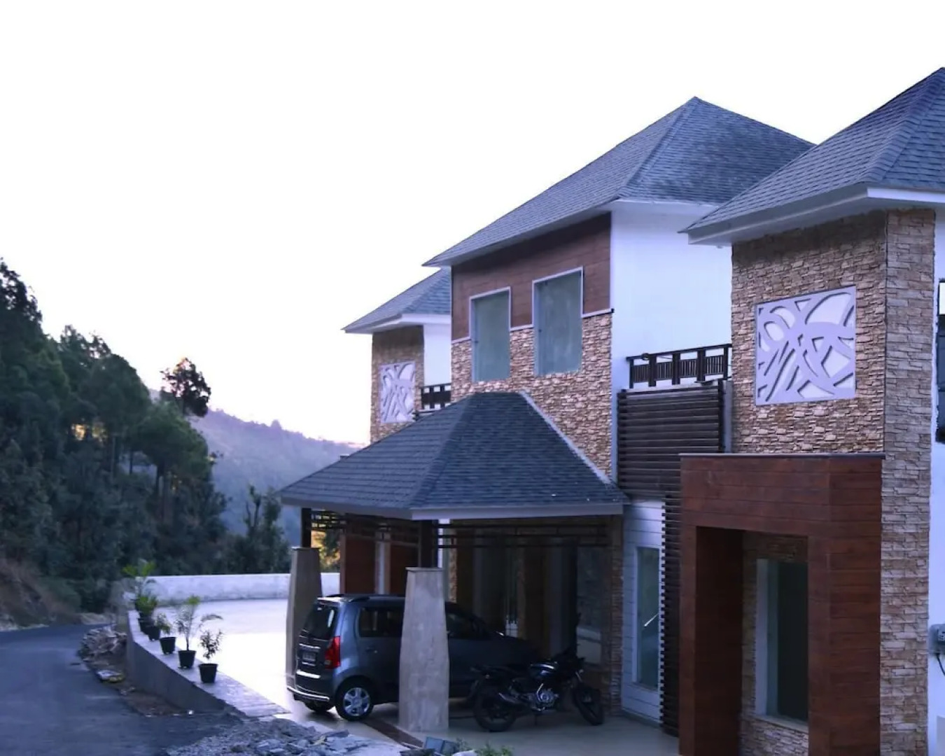 Tavisha Kanatal Hills Chamba