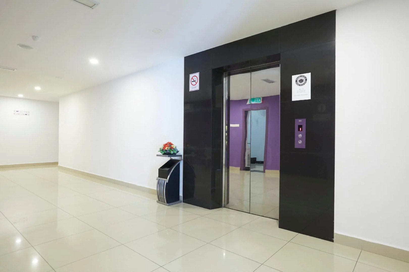 East Sun Hotel Sekinchan - Self Check In