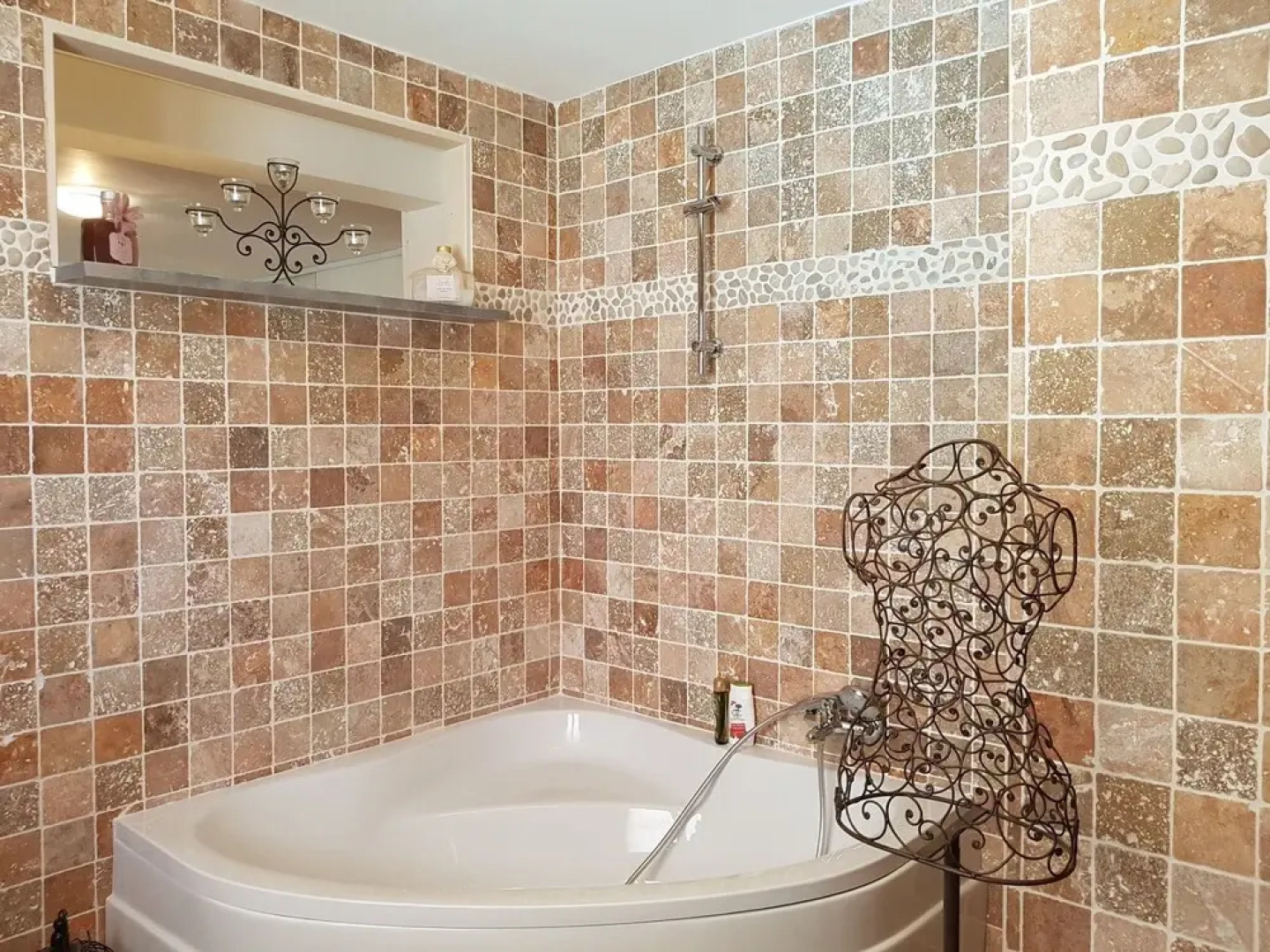 Modern Villa with Swimming Pool in Aups