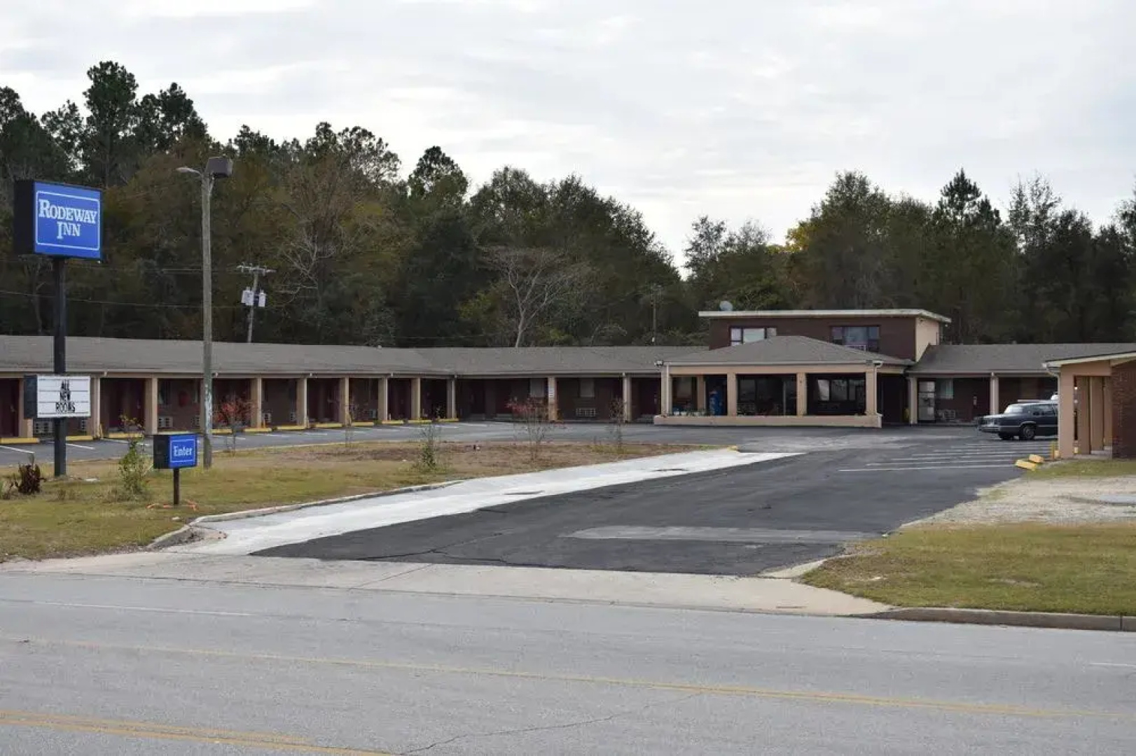 New Swainsboro Inn