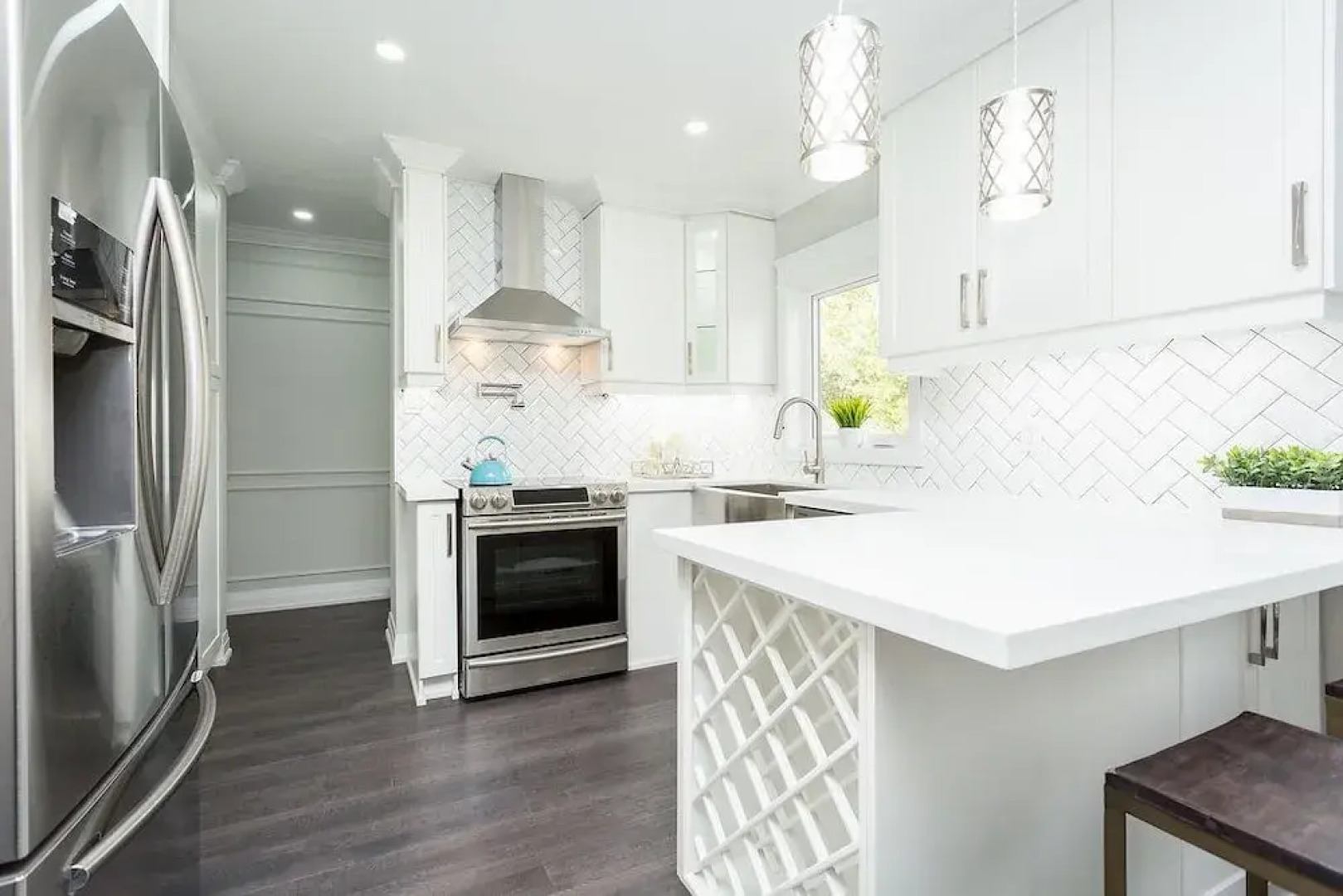 Stunning and Exclusive Home in Burlington