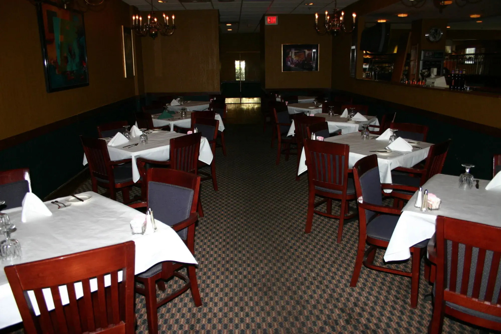 Maron Hotel & Suites