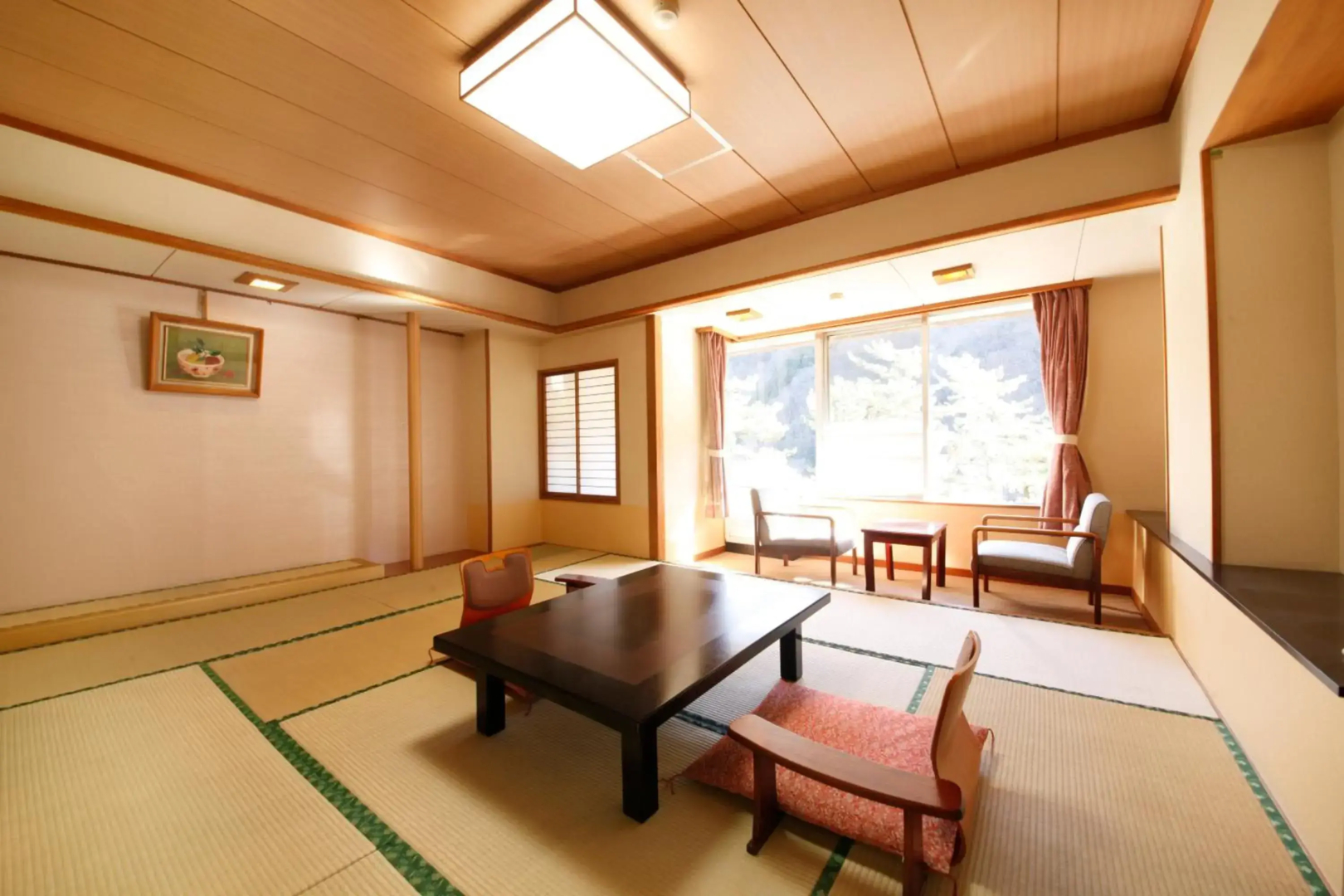 Shimobe Hotel