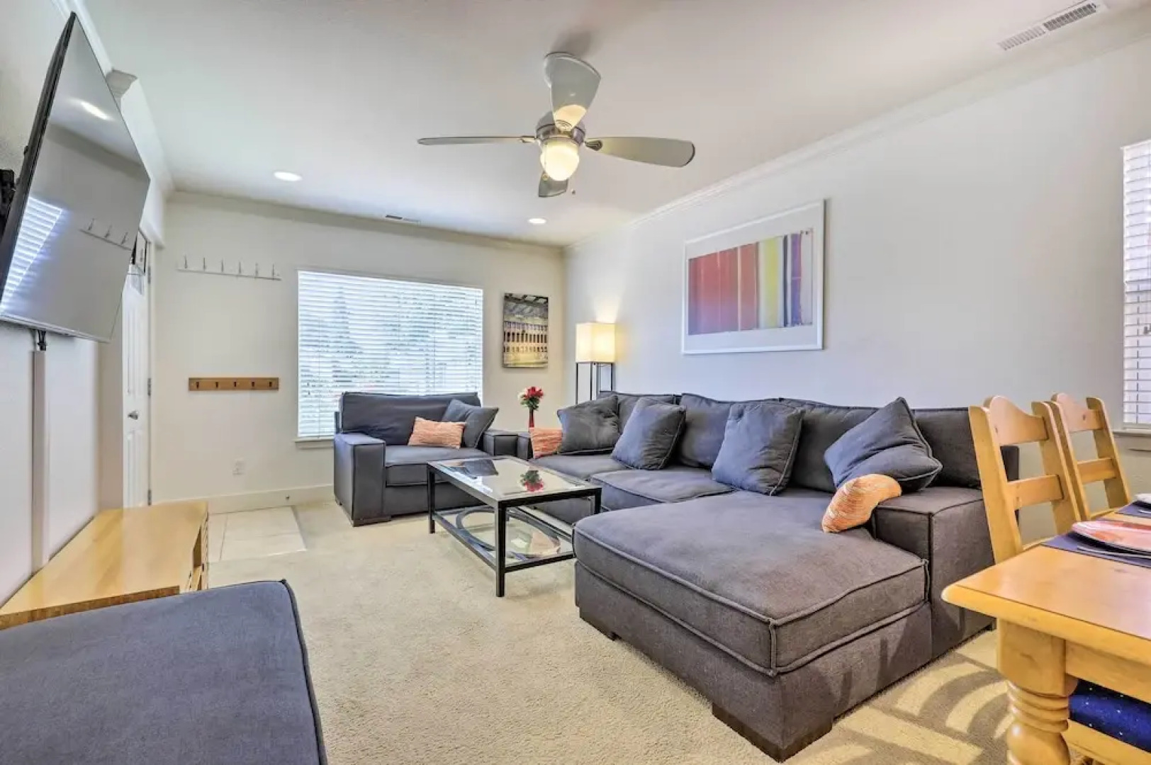 Peaceful Petaluma Getaway w/ Deck + Grill!