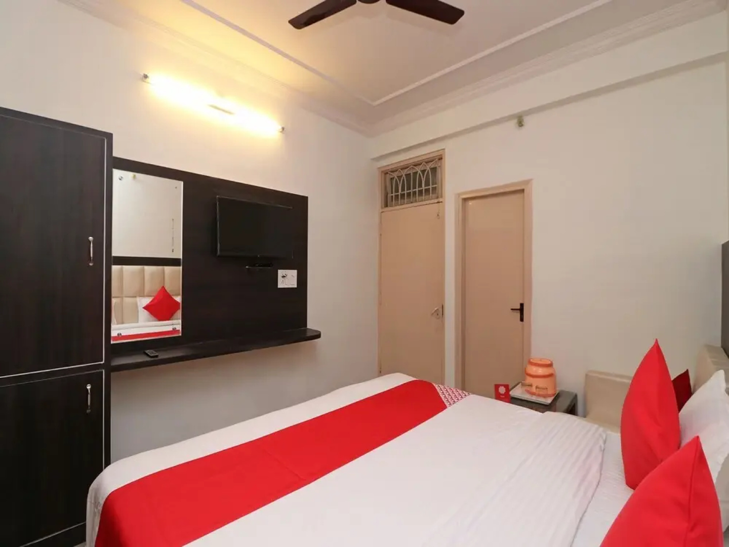 Oyo 35383 Hotel City Heart