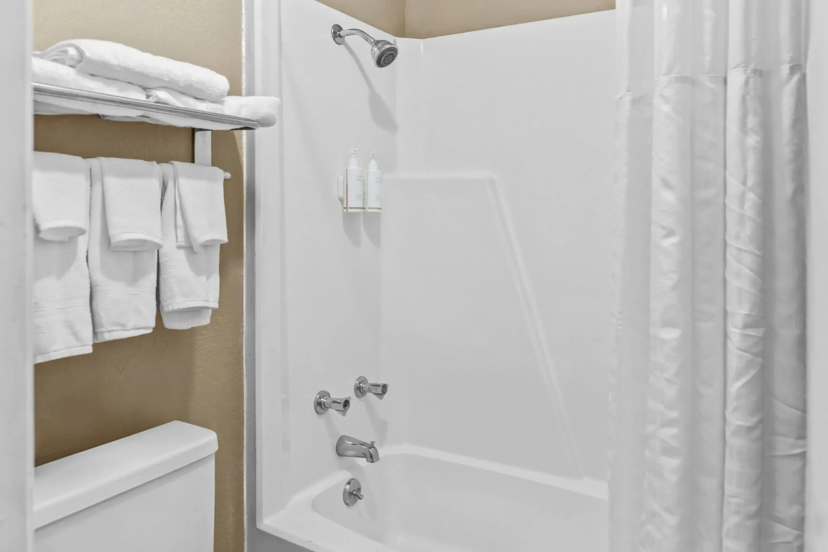 Super 8 by Wyndham Columbia SC / Ft. Jackson