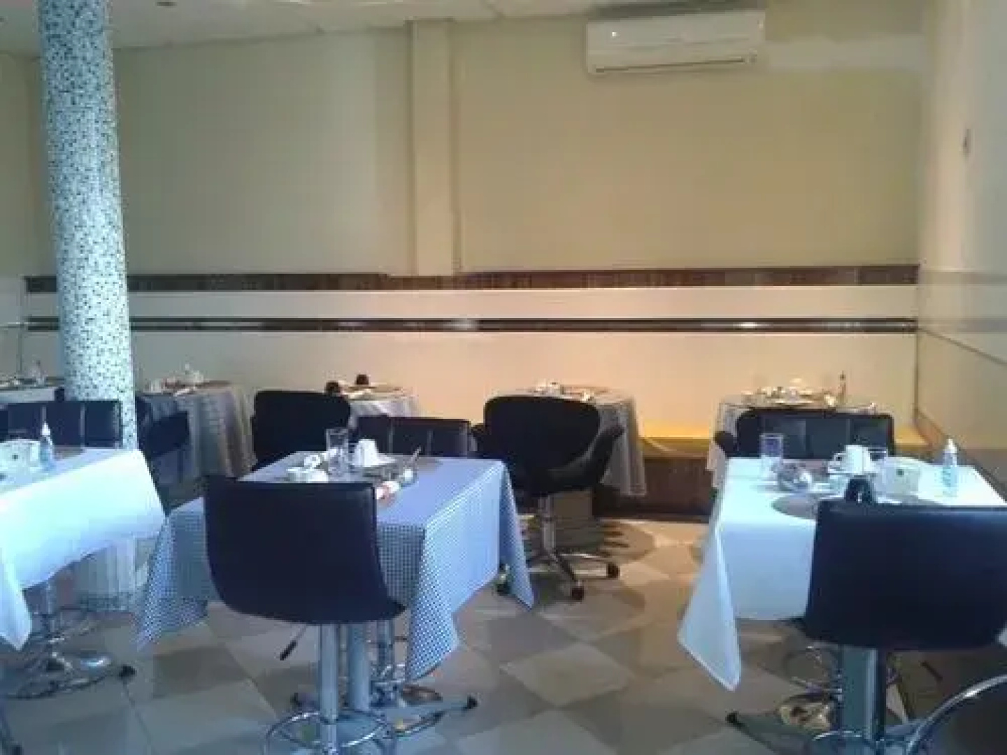 Express Plaza Hotel