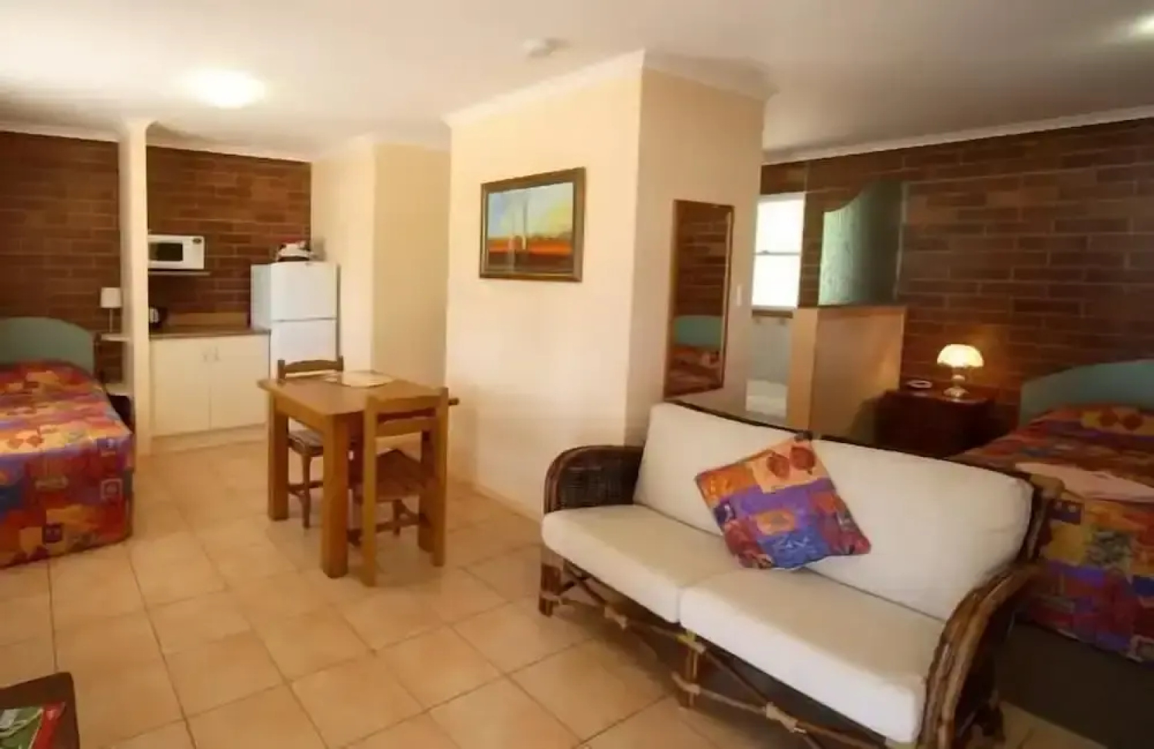 Rubyvale Motel & Holiday Units - An Adults Only Getaway