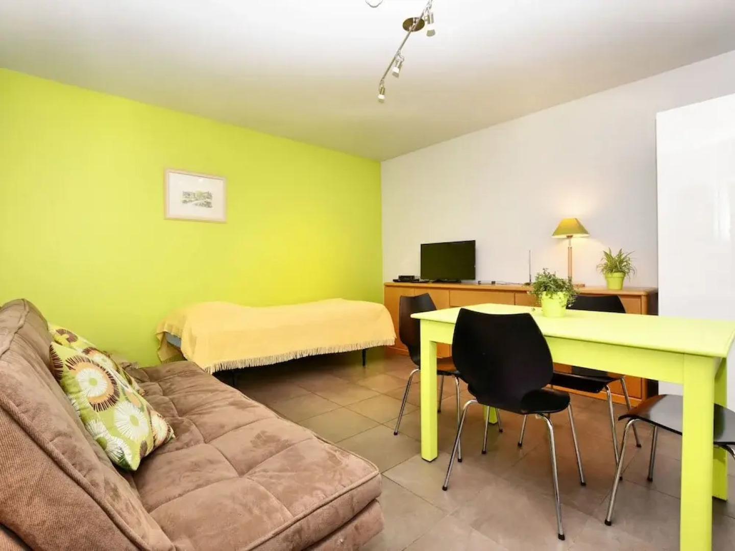 Magnificent Detached House With Sauna for Nature Lovers