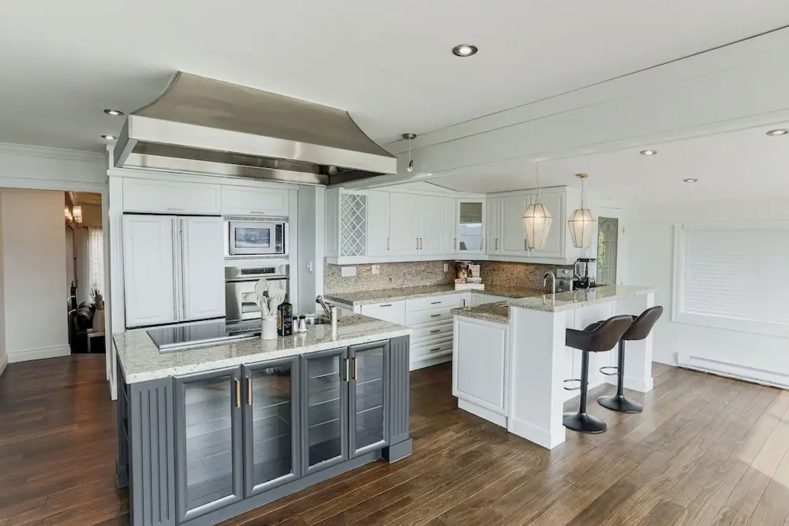 Stunning Views of the Okanagan Lake