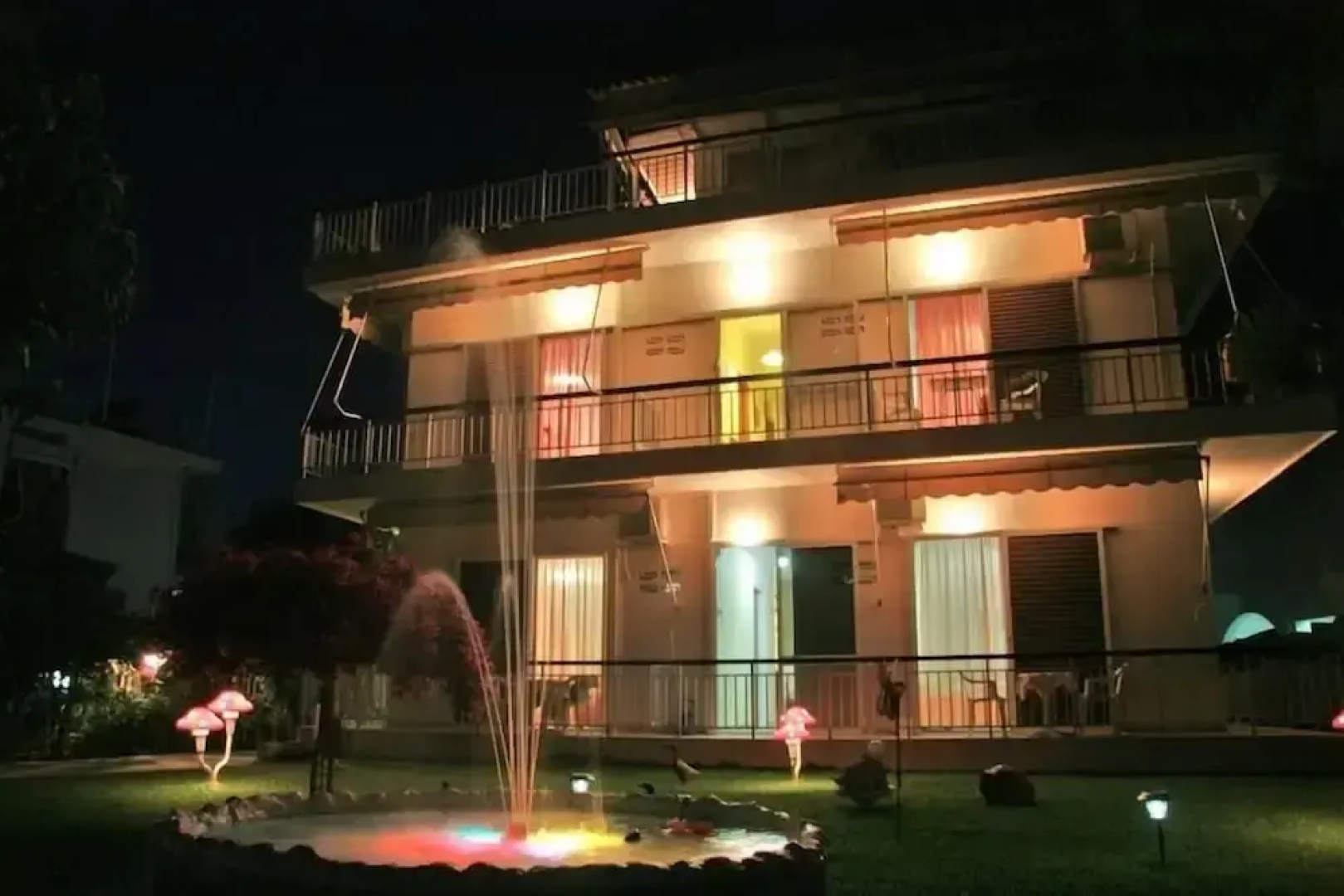 Pansion Akrogiali