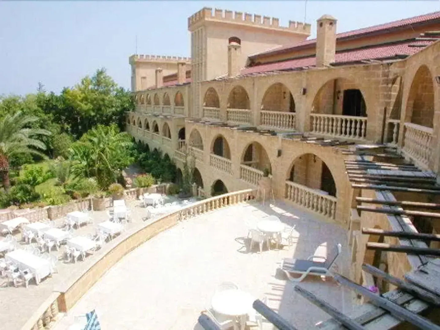 Celebrity Hotel