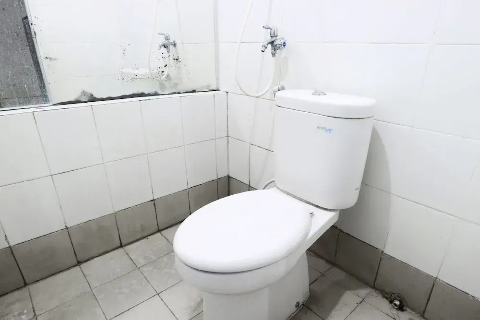 Ramrav Property Bassura City Apartment