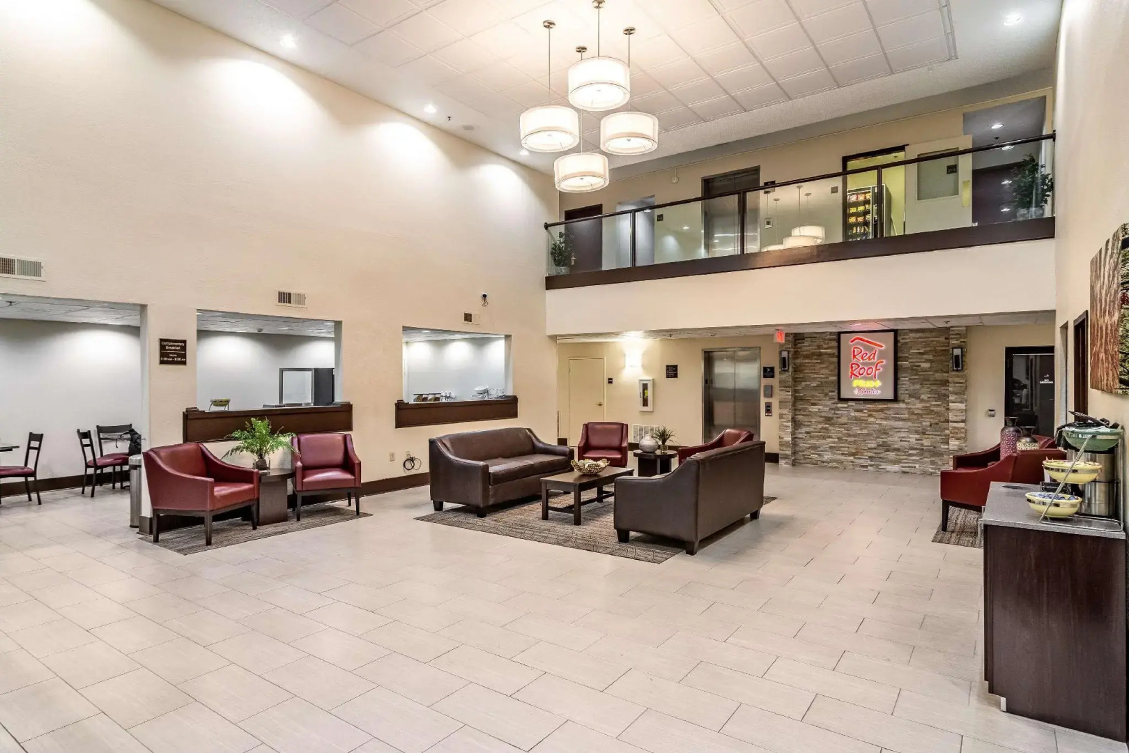 Red Roof Inn PLUS+ & Suites Atlanta Airport South