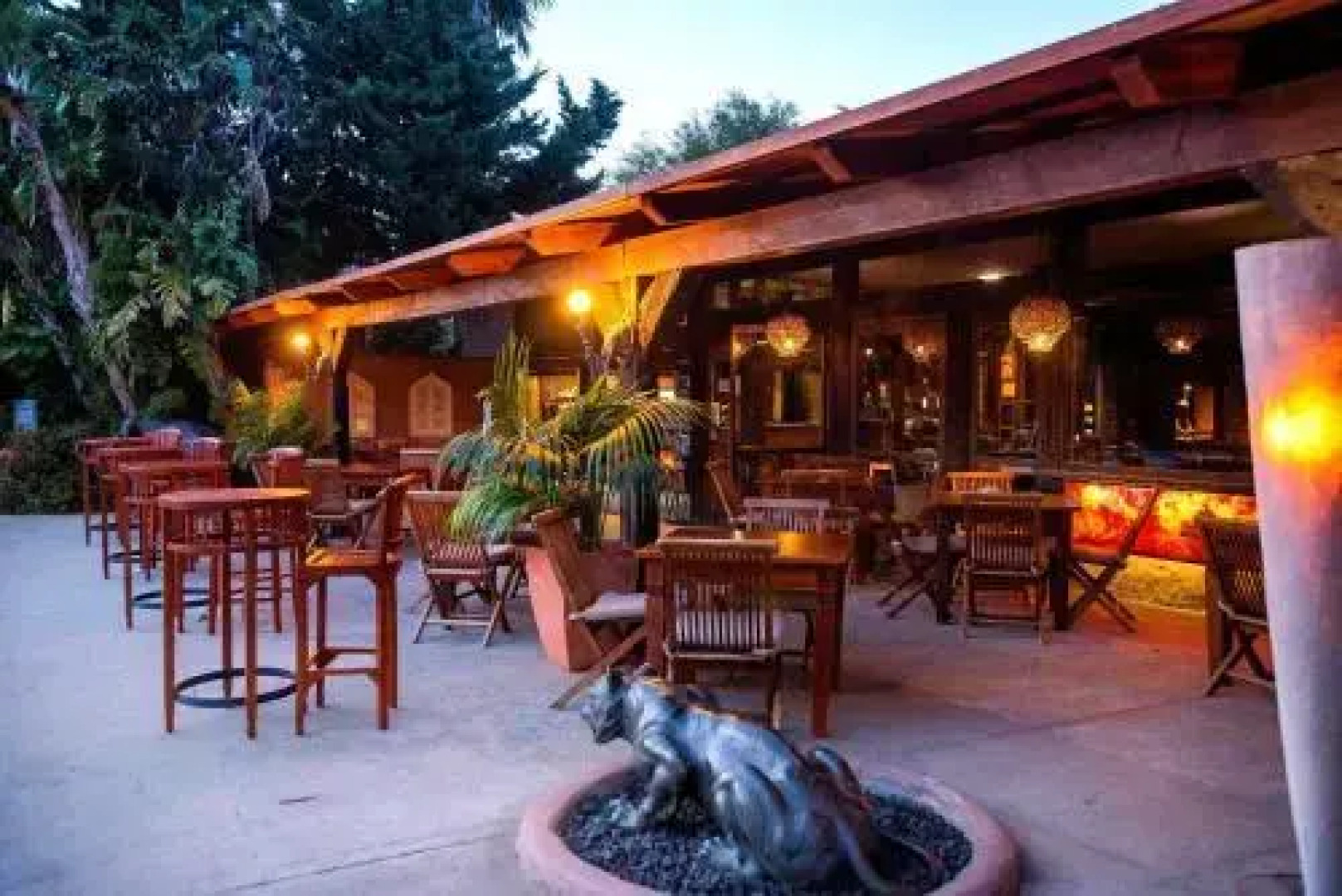 Chillout Hotel Tres Mares