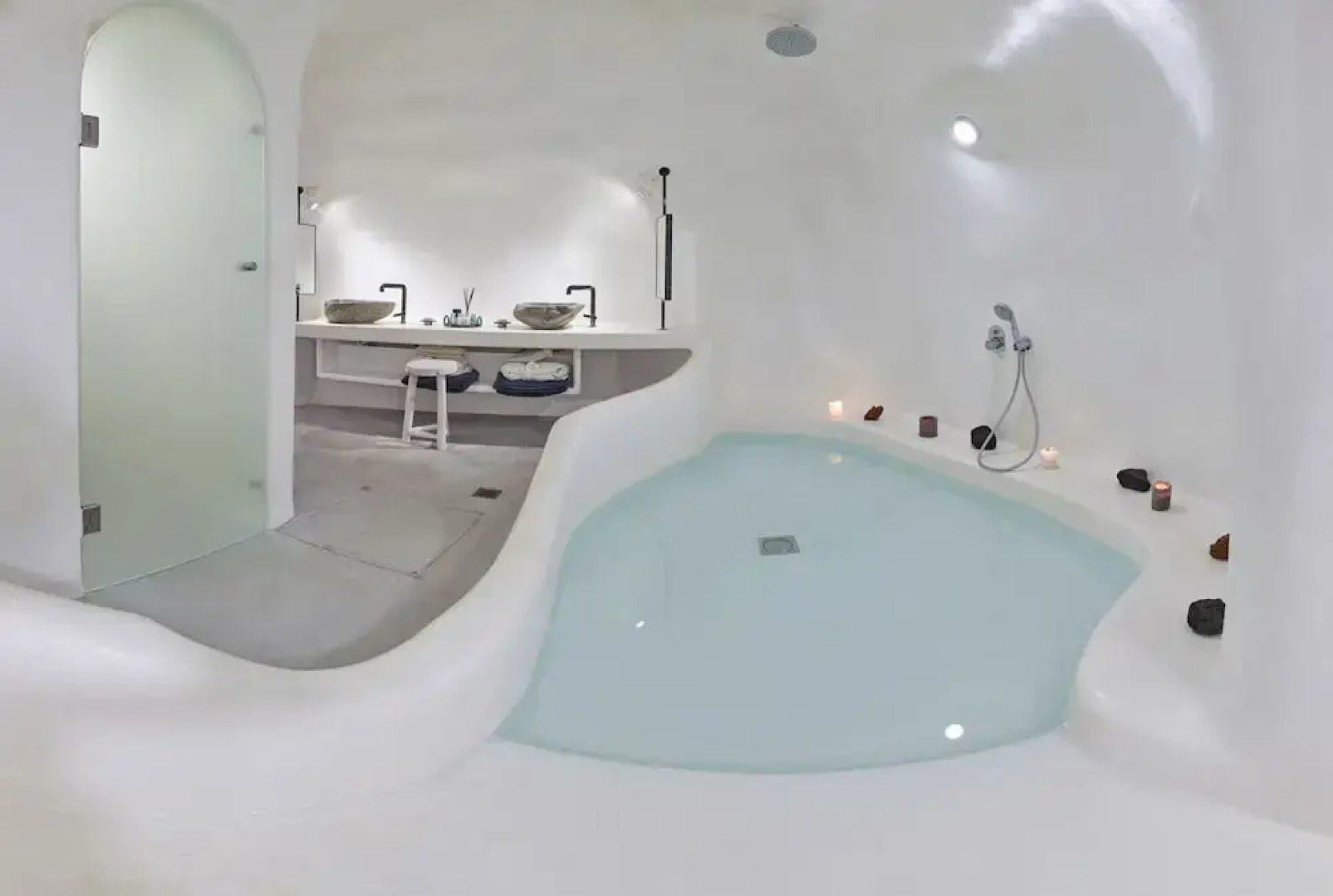 Cave Suite Oia