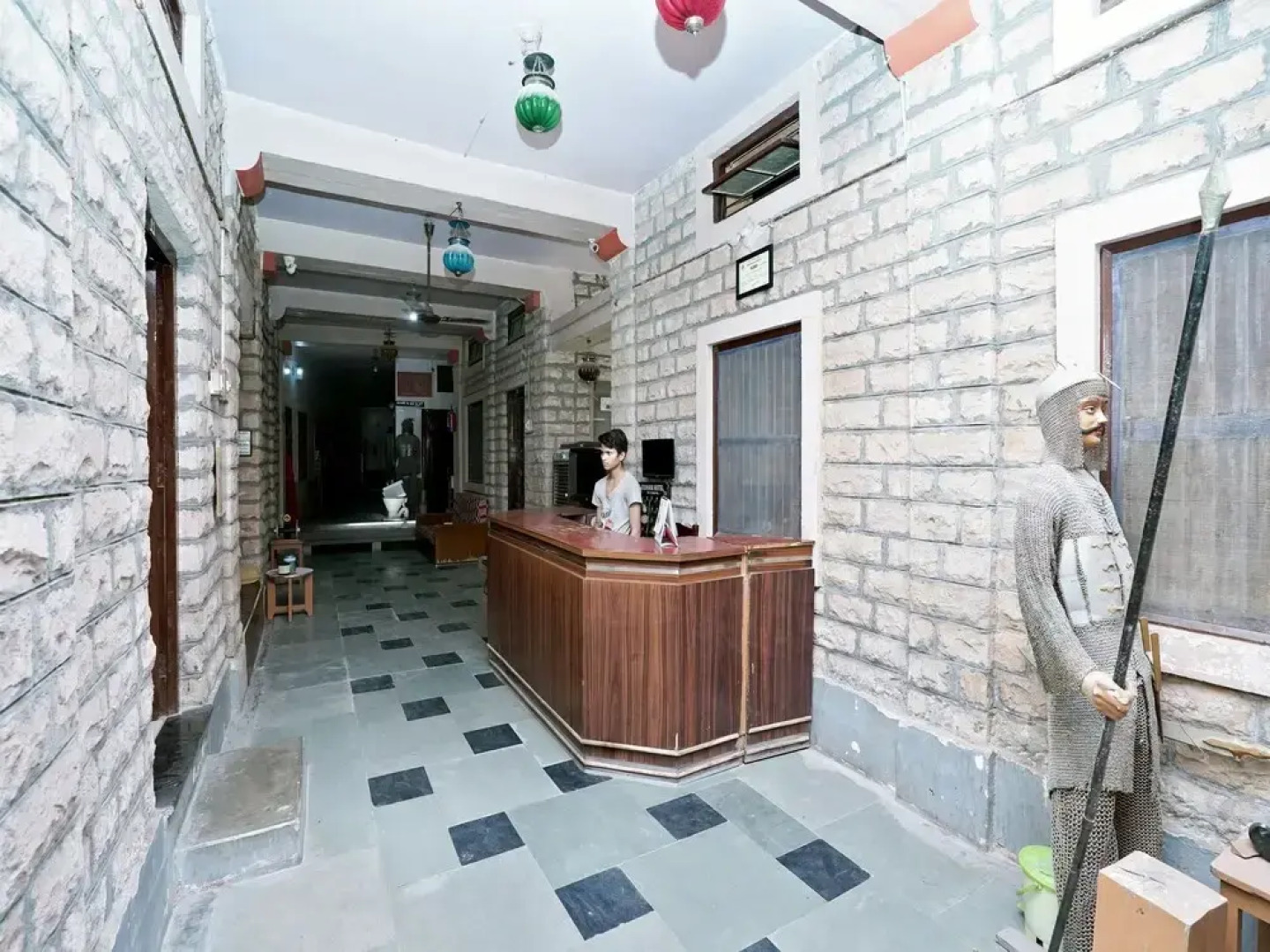 SPOT ON 29775 Jodhana Hotel