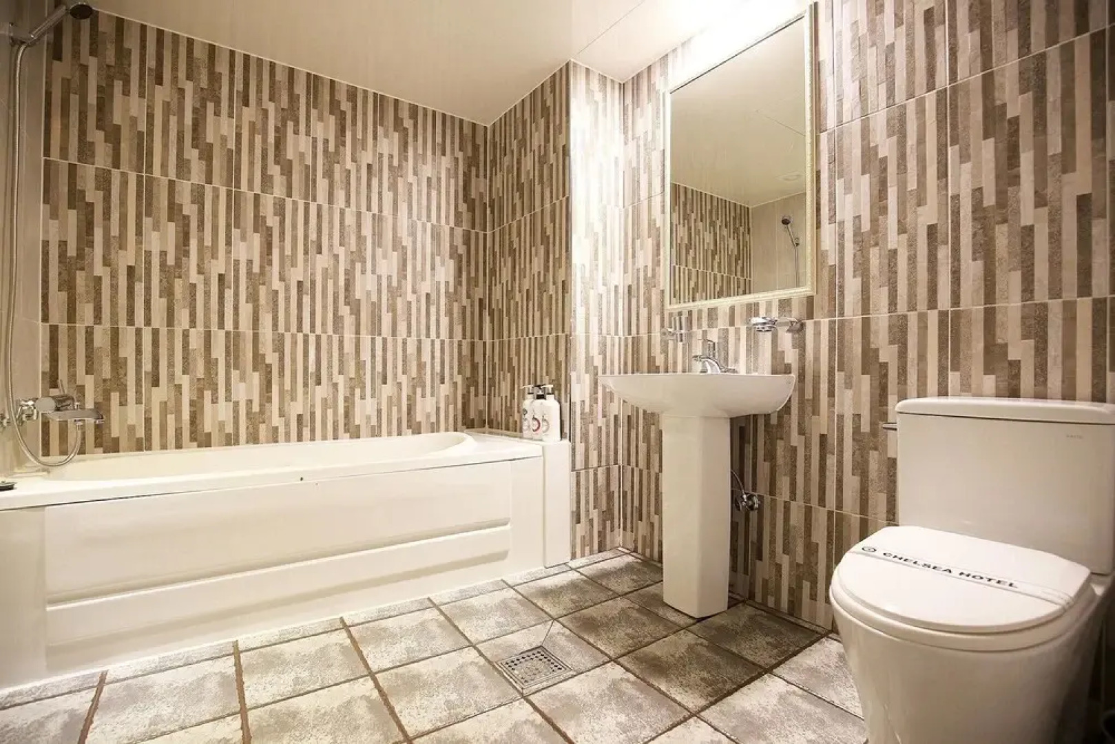 Asan Urban Brown Hotel