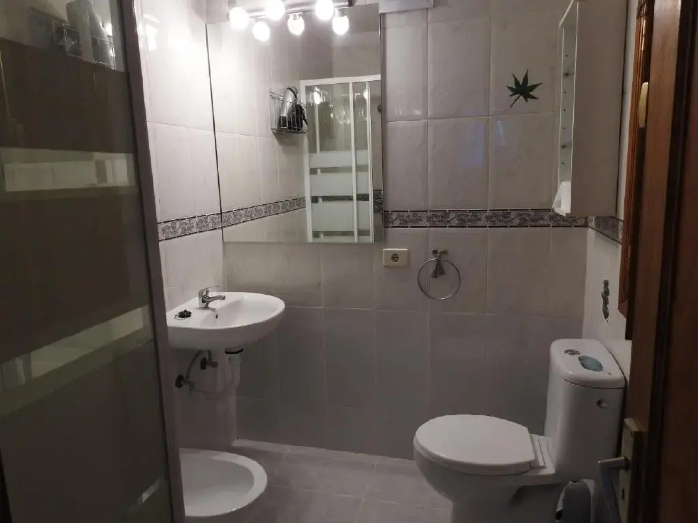 La Palmera1 casa al primer piso con 2 dormitorios - Two Bedroom House on the first floor --- La Palmera 2 casa en planta baja con 1 dormitorio, One Bedroom House on the Ground Floor