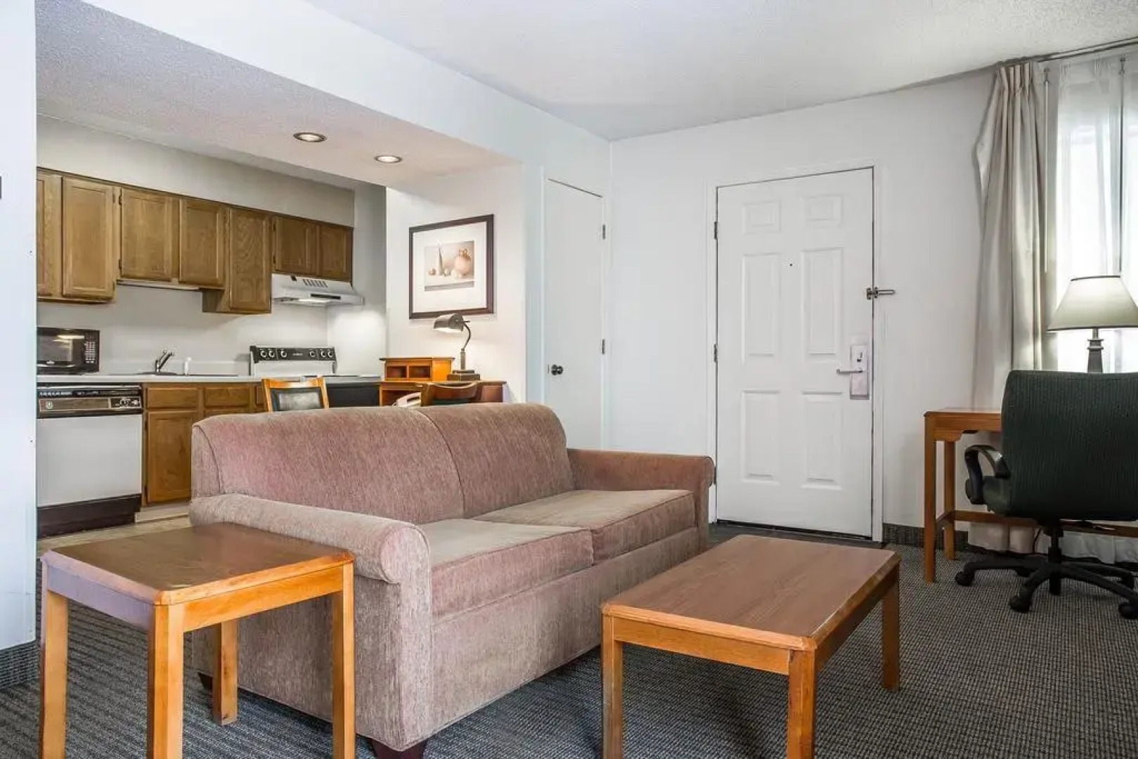 Cloverleaf Suites Columbia