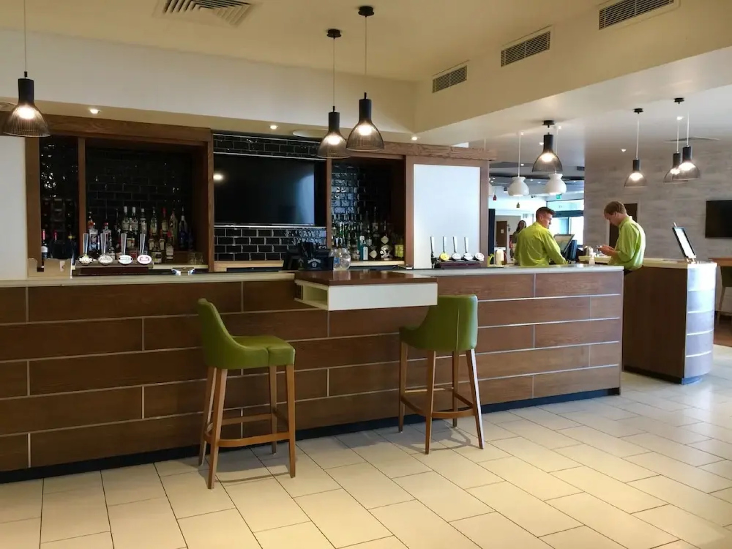 Isabella Penthouse 15th Floor, Seafront