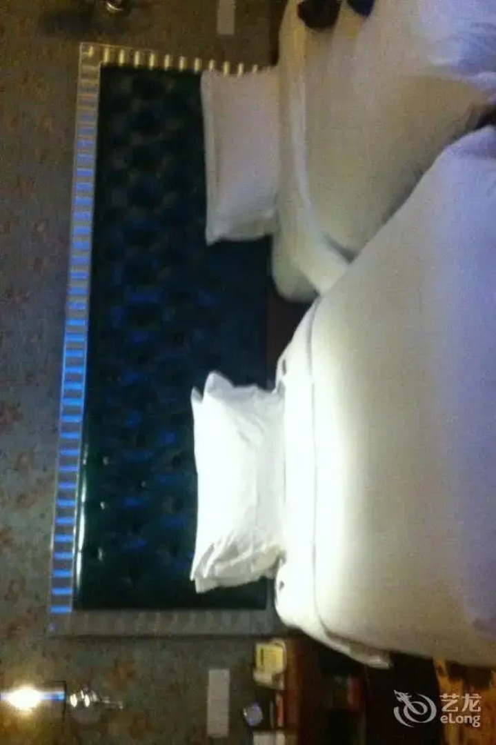 Pinghu Sun Lake Hotel