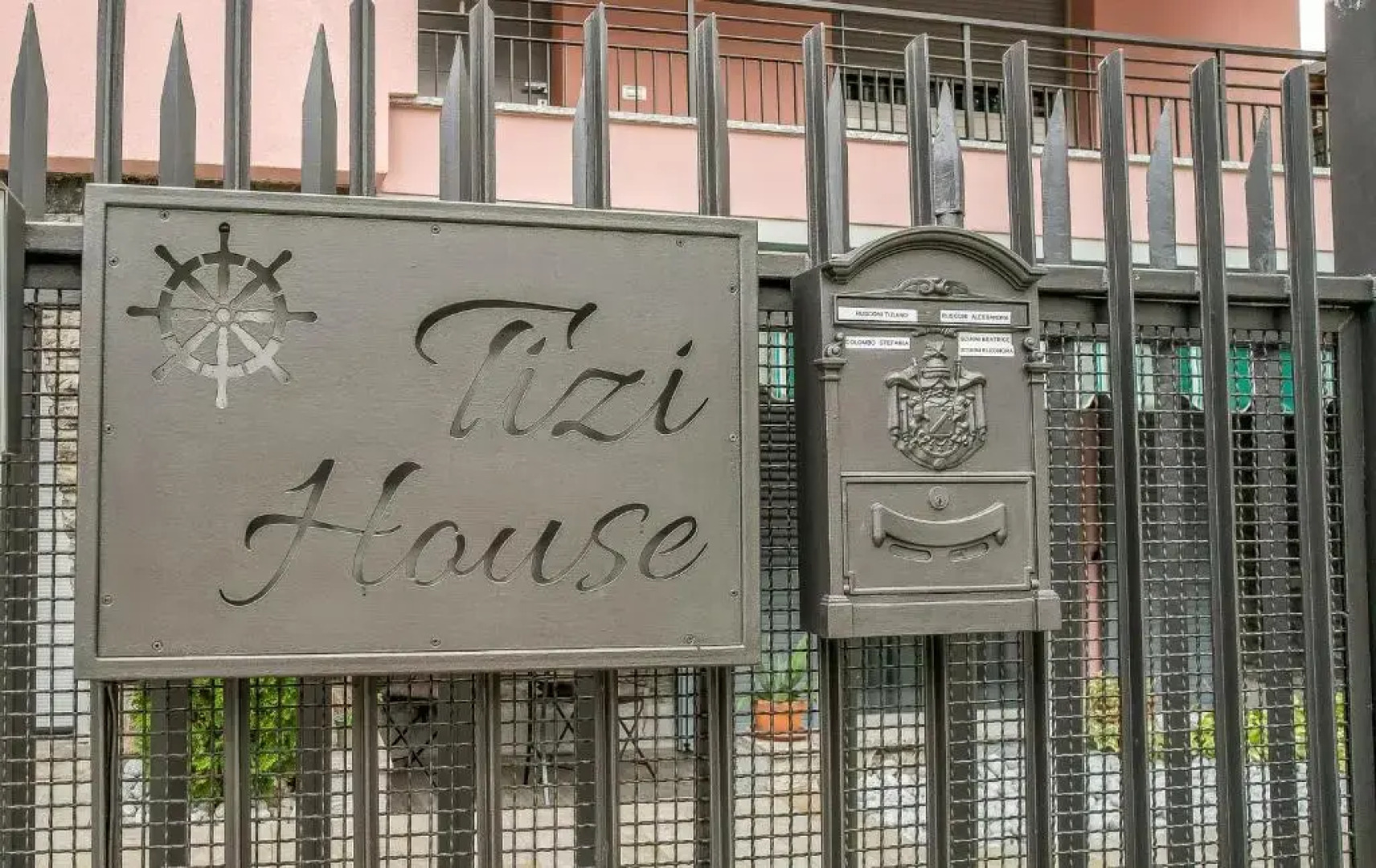 Tizi House