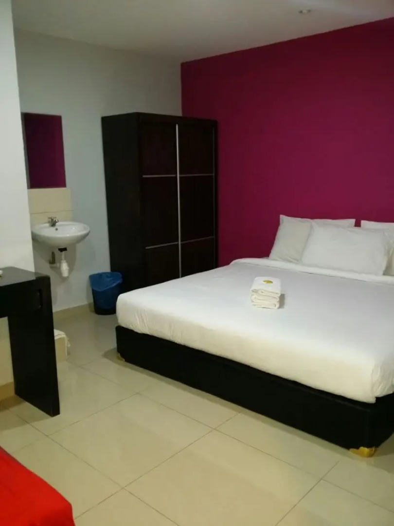 SPOT ON 90138 Hotel Elwarda Klcity