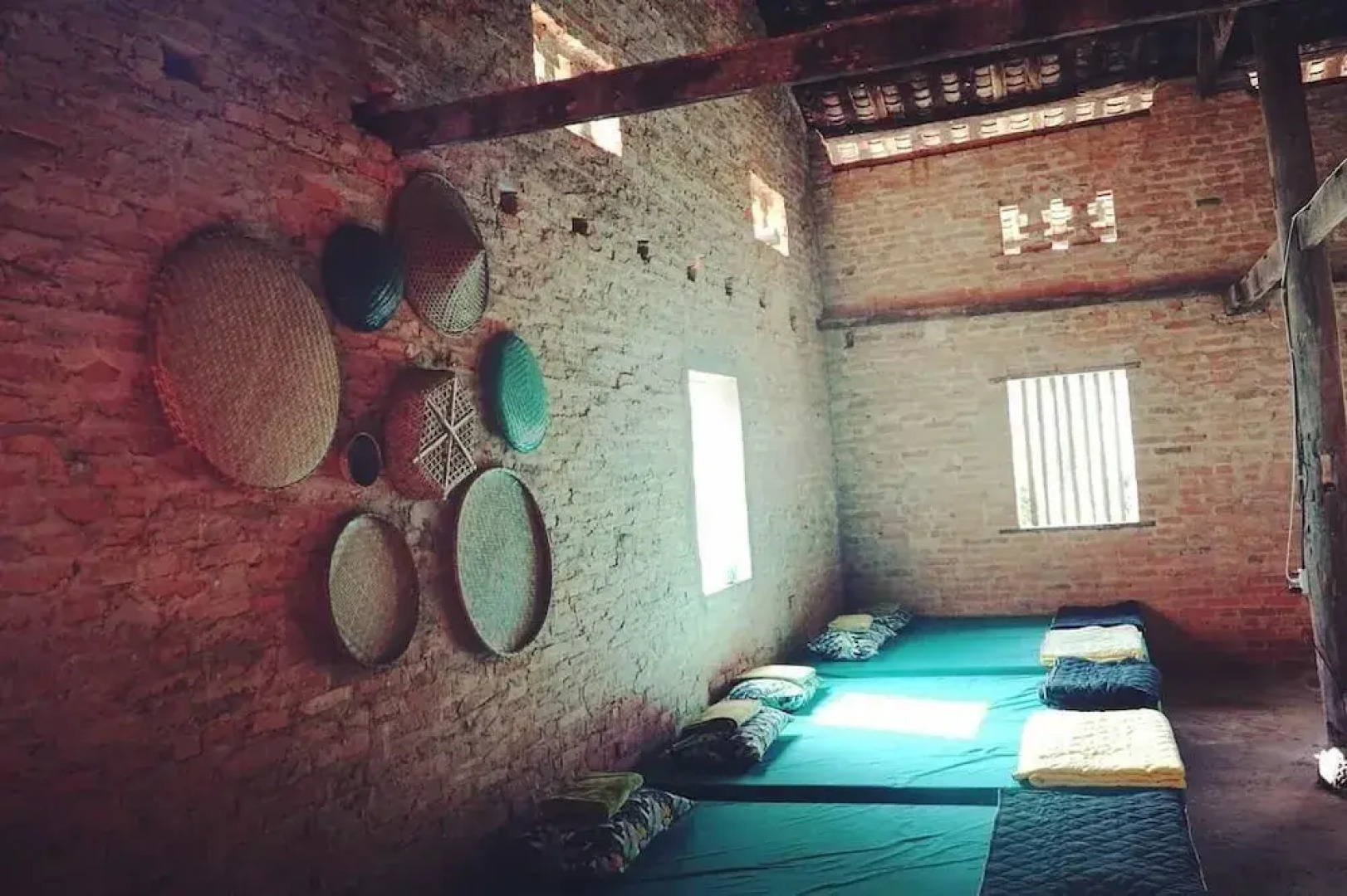 Green Door Ban Gioc - Hostel