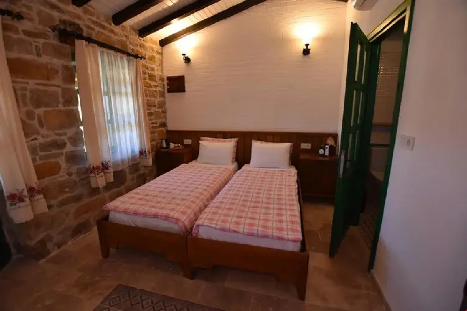 Imbros Yeşil Ev Hotel