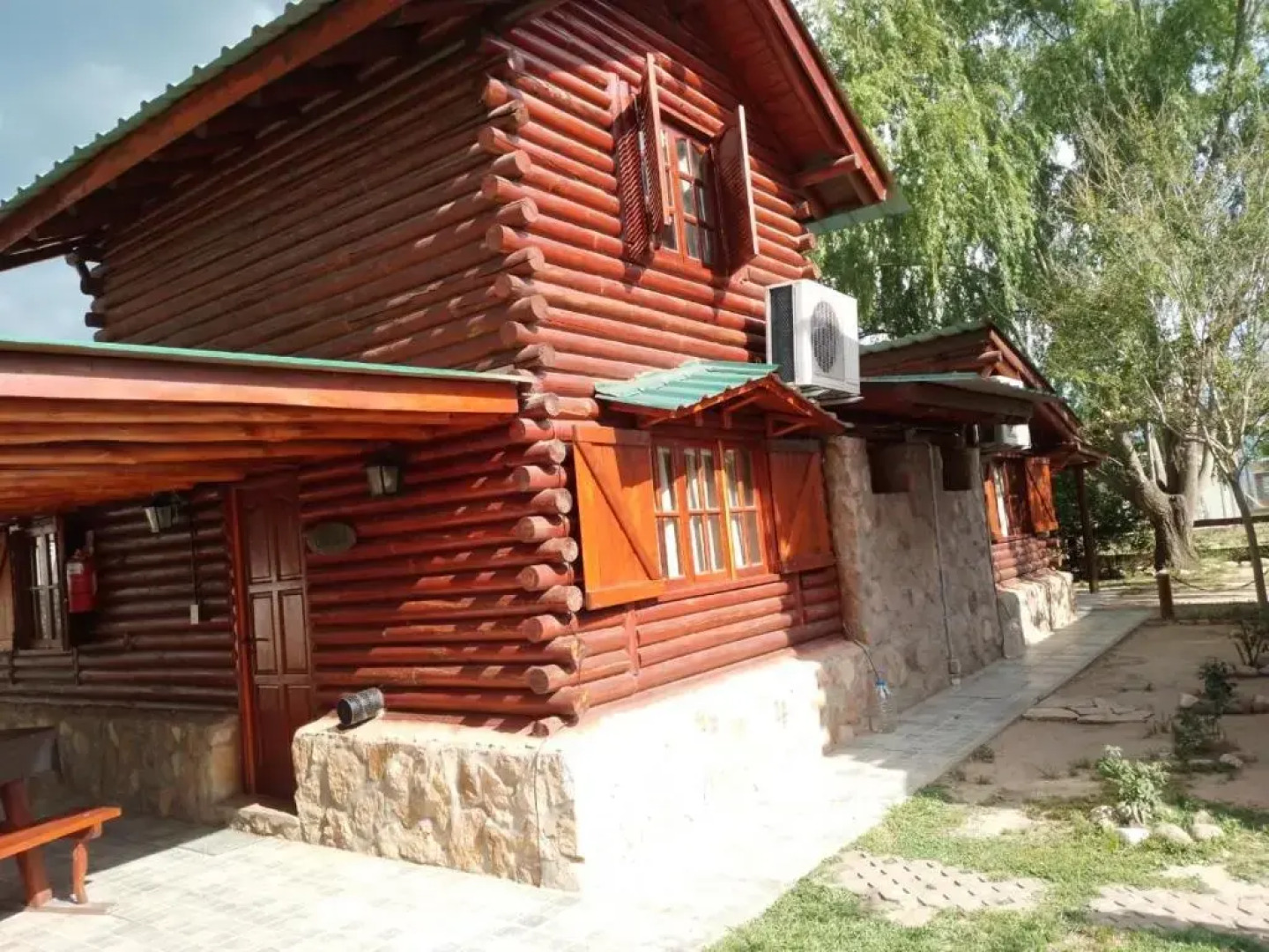 Cabañas Las Esmeraldas