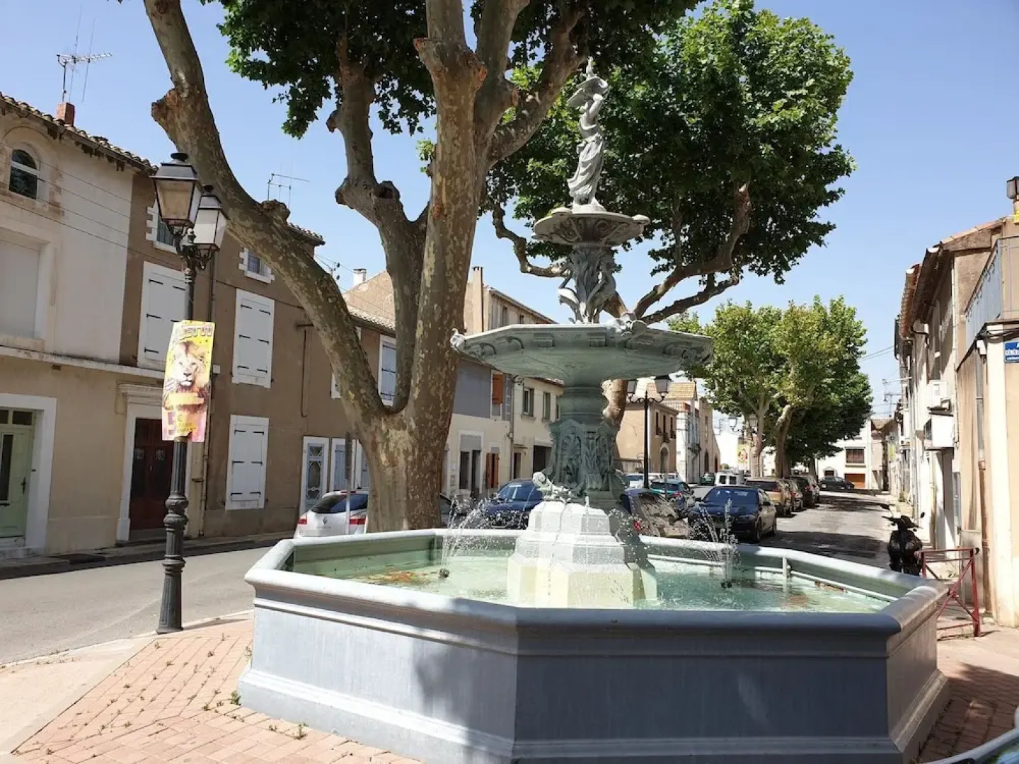 Modern Holiday Home in Olonzac with Private Swimming Pool