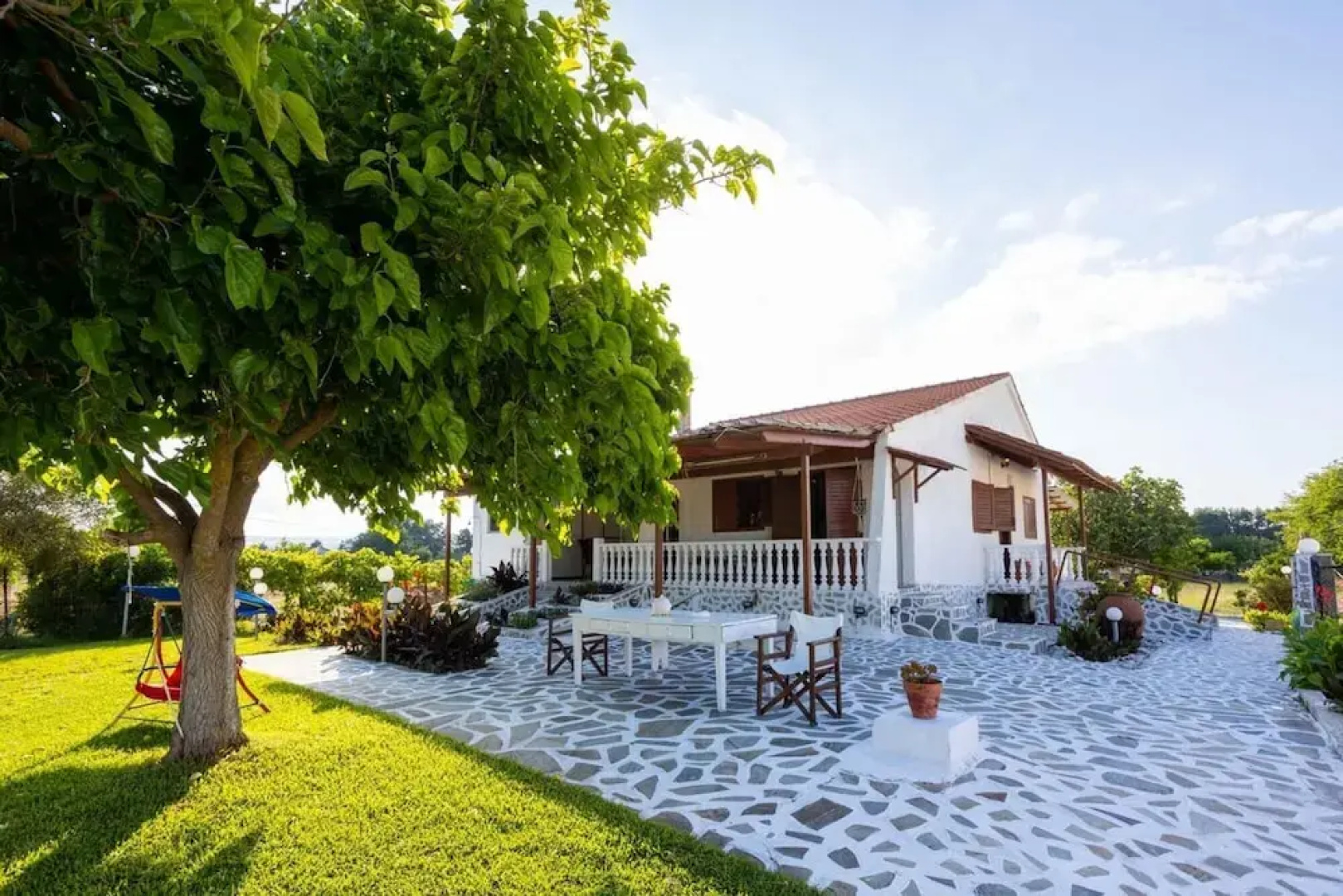 Seaside Retreat for Families and Pets