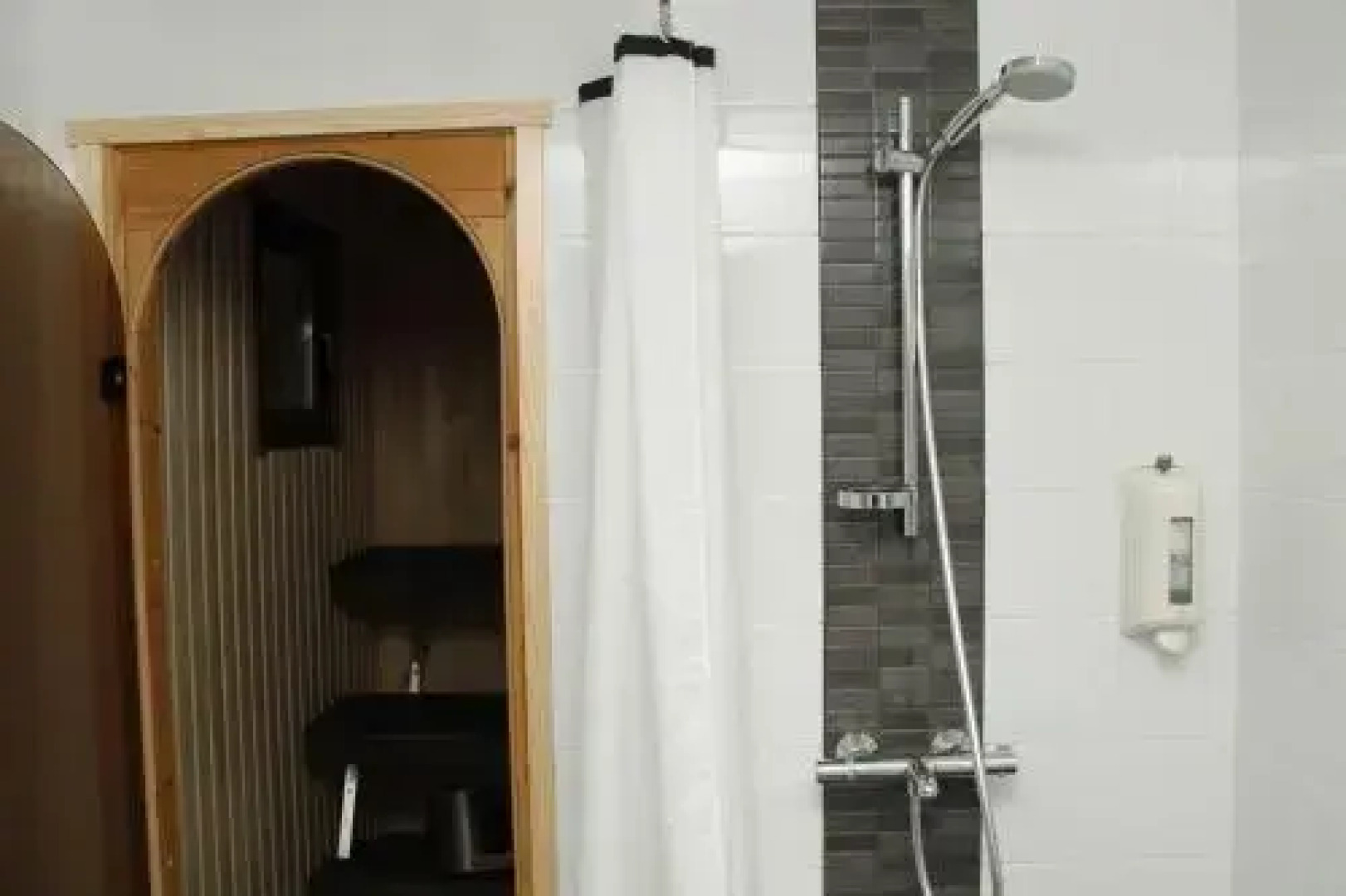 Loma-Vietonen Holiday Village