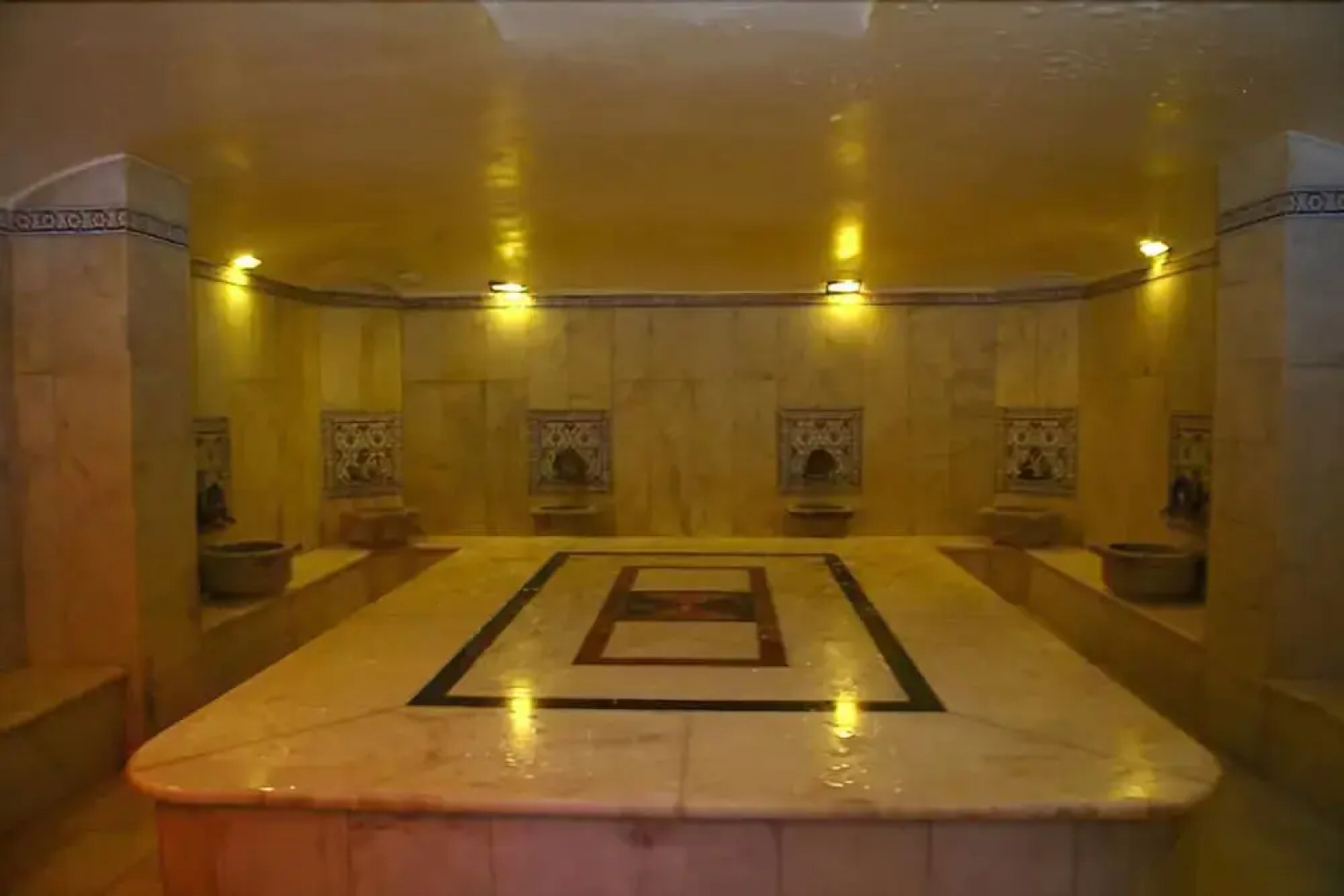 Grand Lukullus Hotel