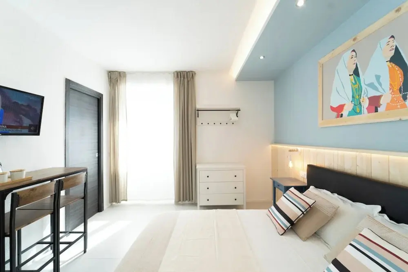 Velis - art & hospitality