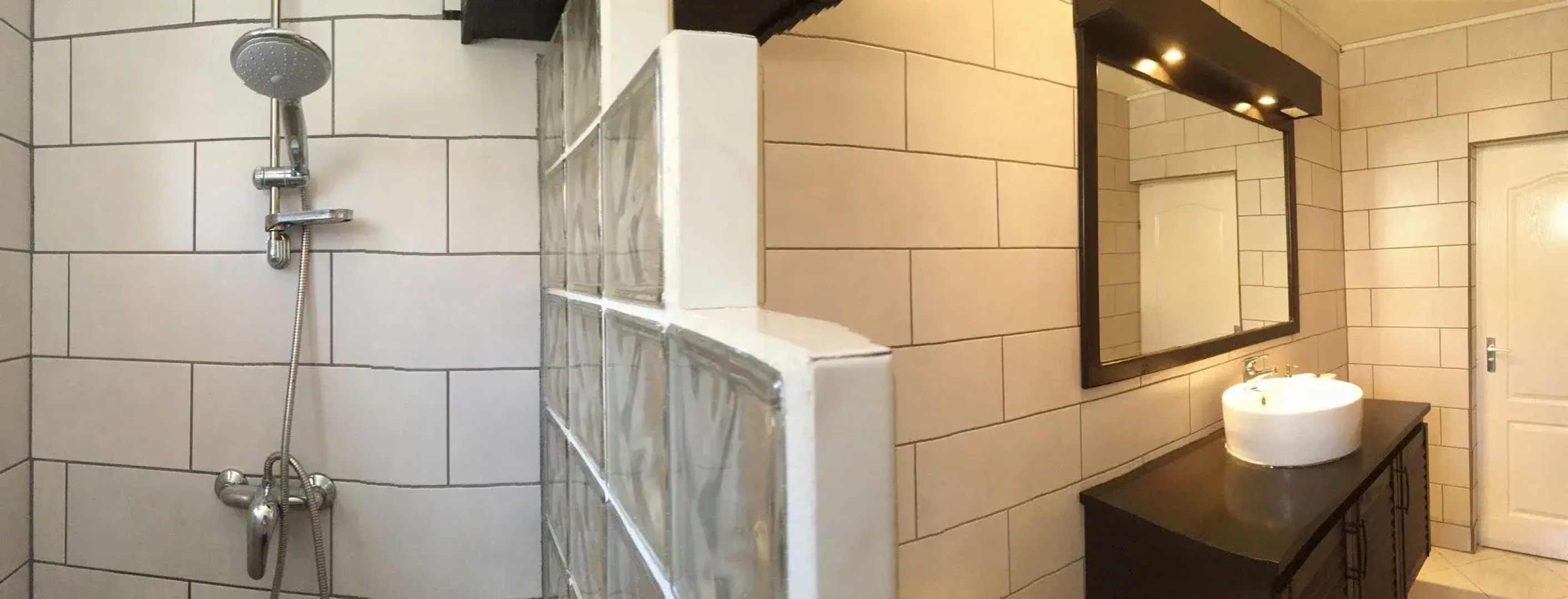 Landslake Apartments