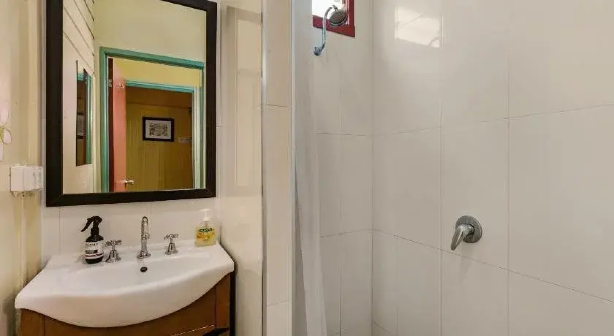 Tropic Days Backpackers