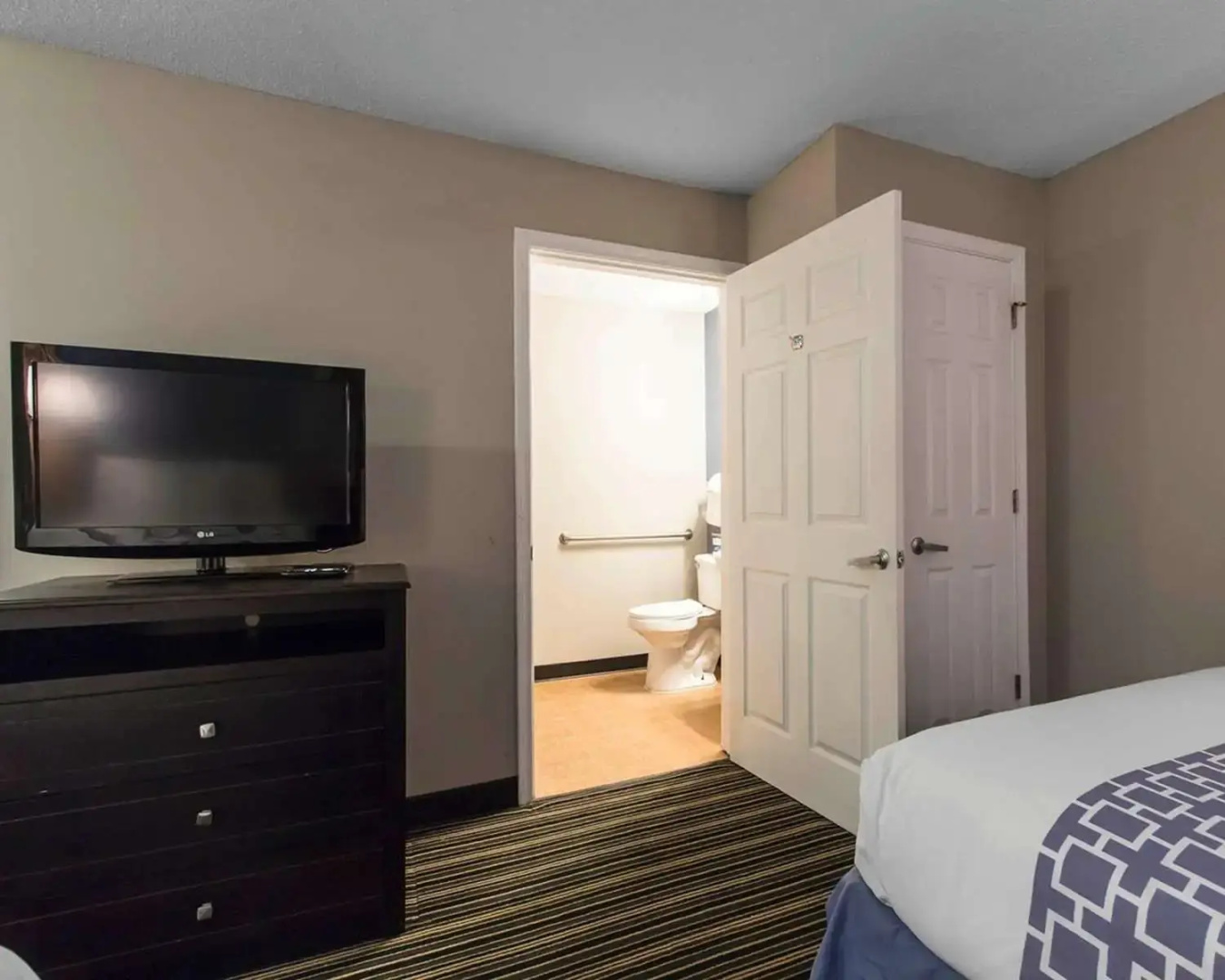 Suburban Extended Stay Hotel Pensacola PNS/NAS