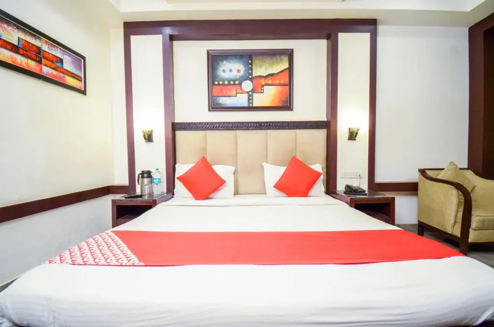 Hotel Amba International