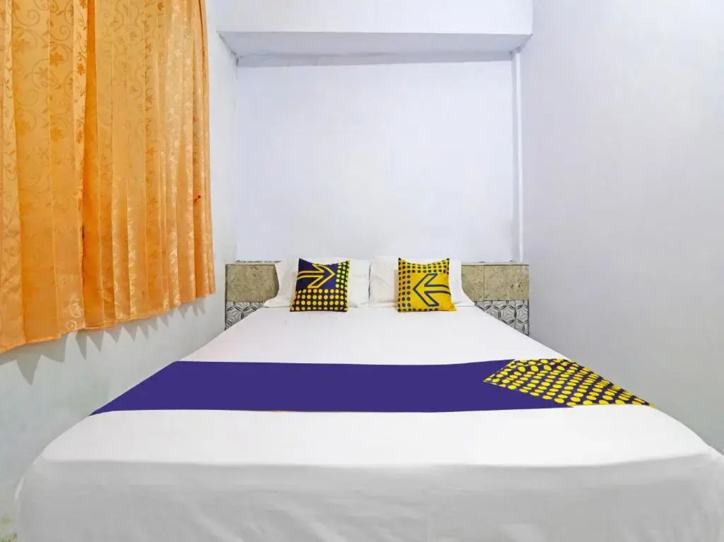 SPOT ON 91222 Kanjeng Mami Homestay Syaria