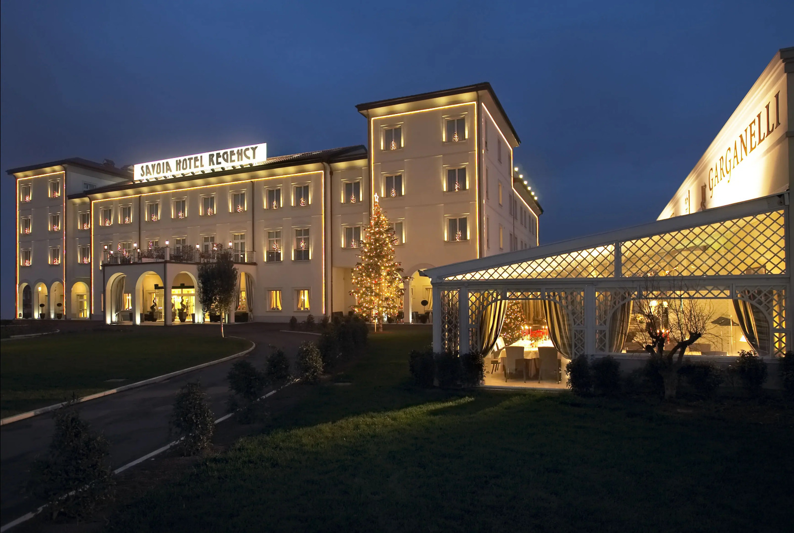 Savoia Hotel Regency