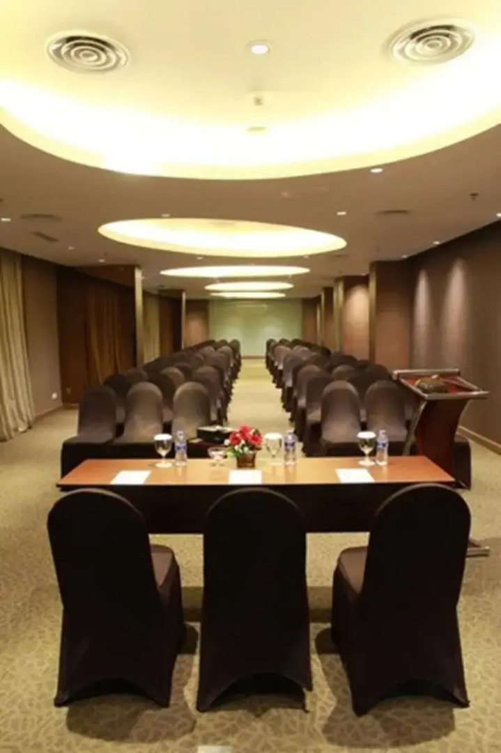 Soll Marina Hotel Serpong