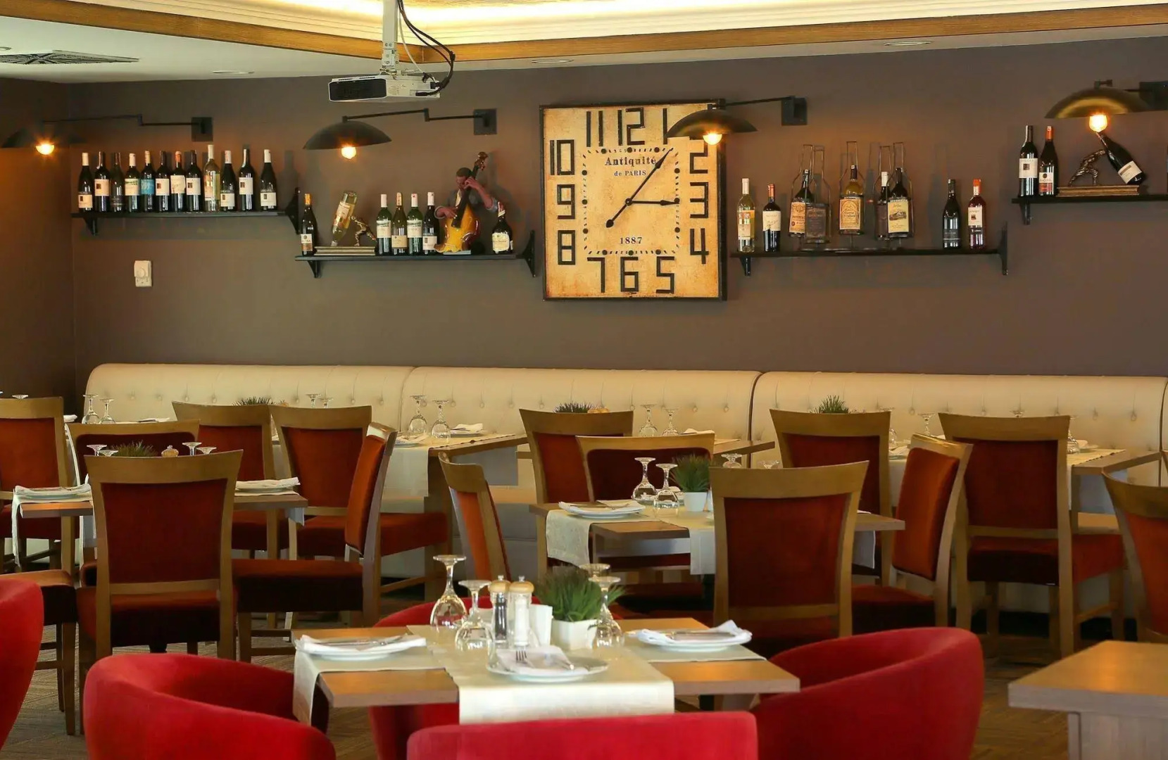 Paris Park Hotel