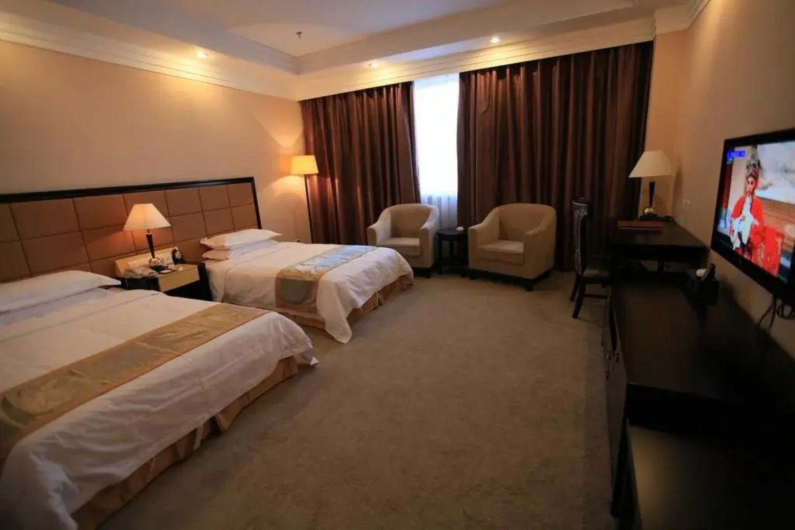 Zhangjiakou HongHao Holiday Hotel